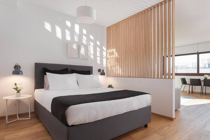 Syntagma Unique Penthouse gallery image 3