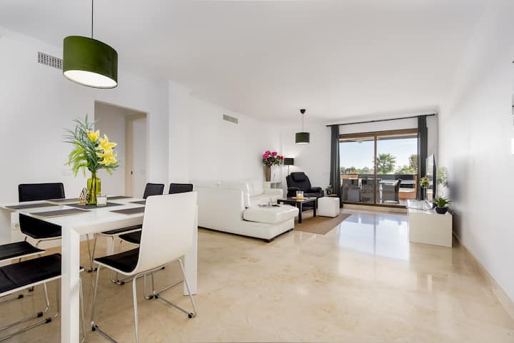 Casares Costa Gem: 2br With Pool - Casares