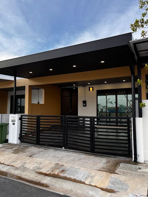 Muiiz Muslim Homestay Bertam Lakeview & Waterpark