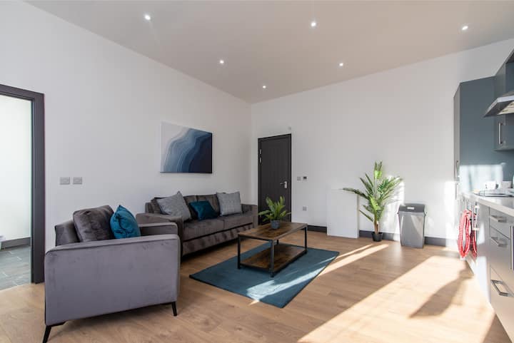 Sleek 3-br Apartment, Central Hartlepool - Hartlepool