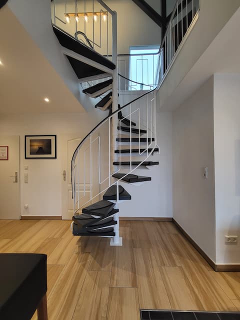 Erfolgreiche Airbnb-Immobilie: 5 beds - balcony - duplex in Frohnhausen