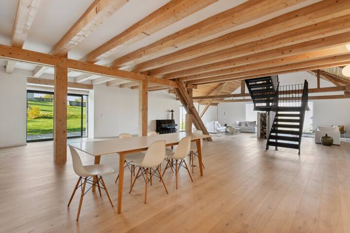 Refurbished Swiss Farmhouse in Démoret gallery image 5