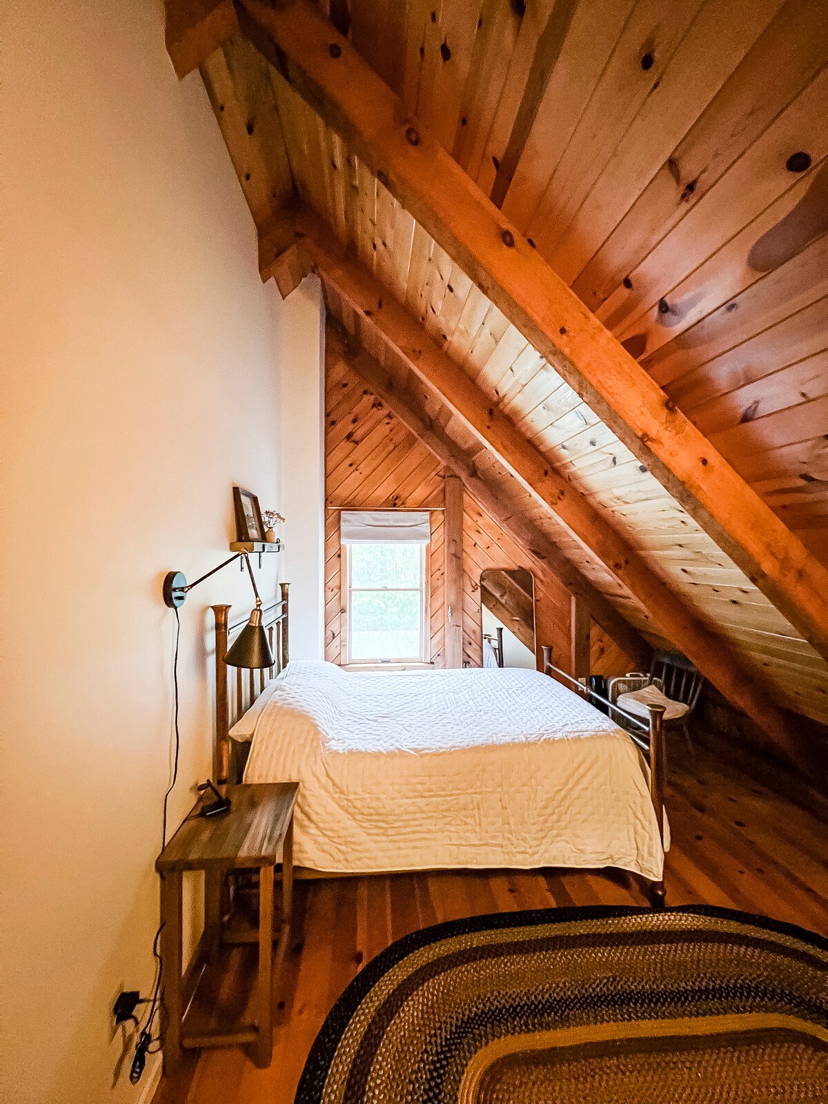 საძინებელი 1