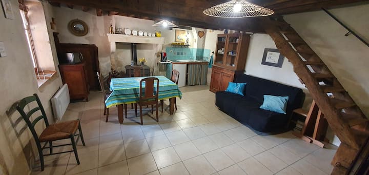 Gîte La Chouette Et Sa Piscine - Beaujolais