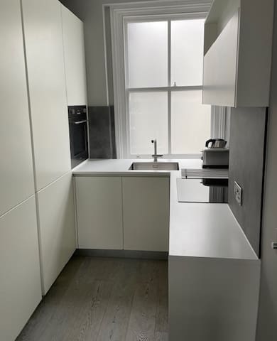 2 bedroom near Oxford Circus, Mayfair gallery image 3