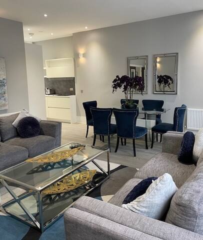 2 bedroom near Oxford Circus, Mayfair