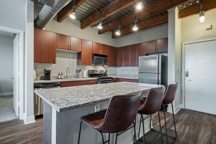 6 bdr double unit Dtown ft worth gallery image 3