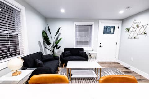 Successful Airbnb property: Trendy Stay | Clean, Cozy, & Sleek Home! in Roslindale