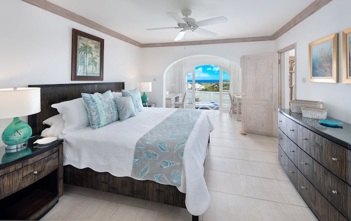 Მთავარი საძინებელი შესანიშნავი ხედით