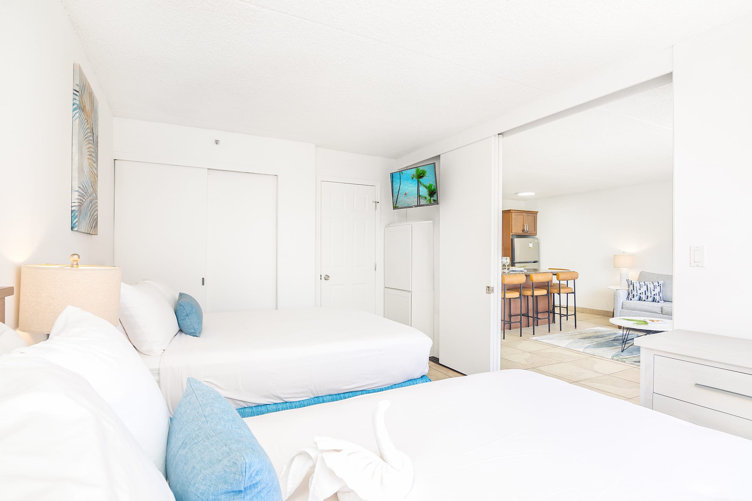 Condo in Honolulu · ★4.9 · 1 bedroom · 3 beds · 1 private bath - Image 30