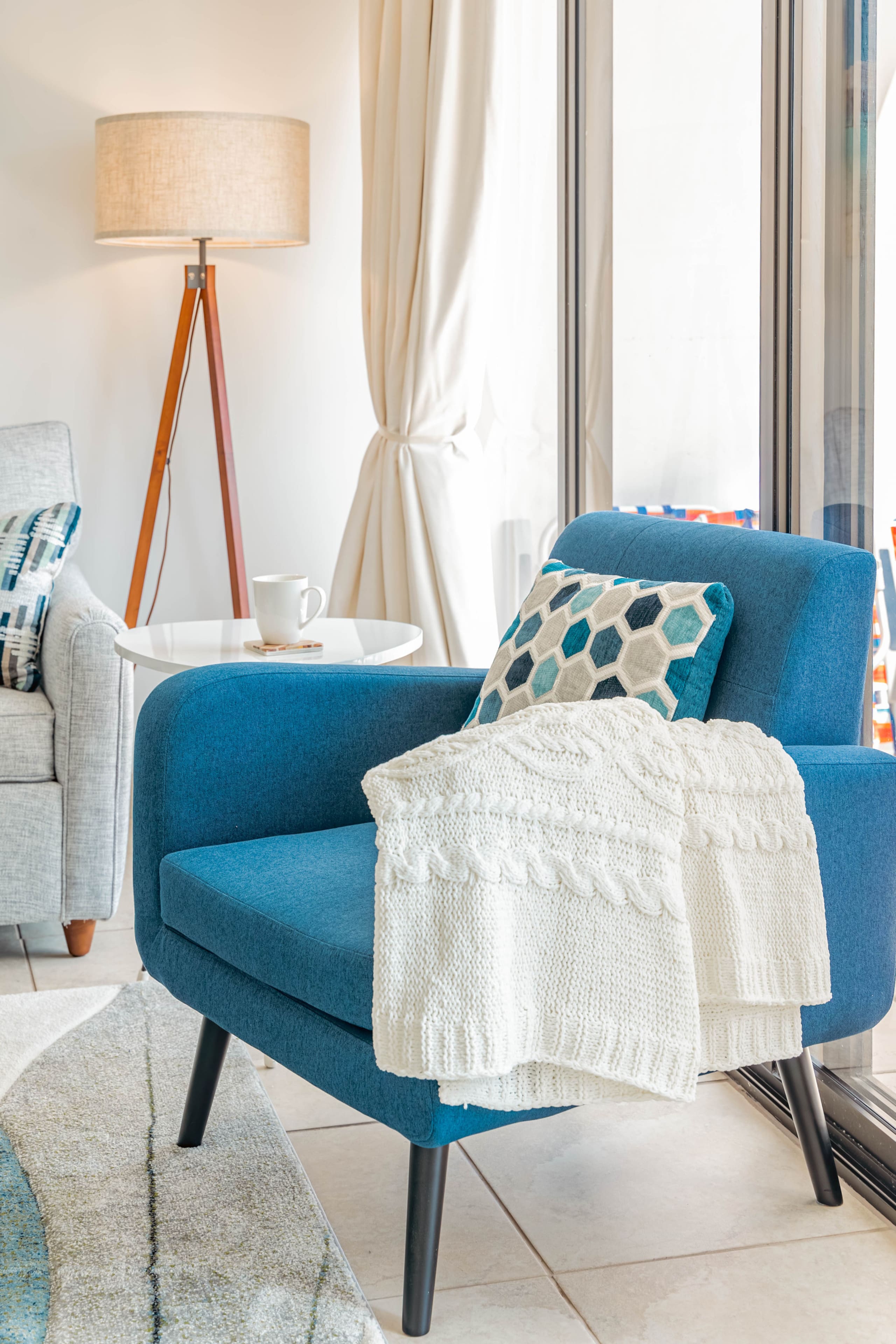 Condo in Honolulu · ★4.9 · 1 bedroom · 3 beds · 1 private bath - Image 12