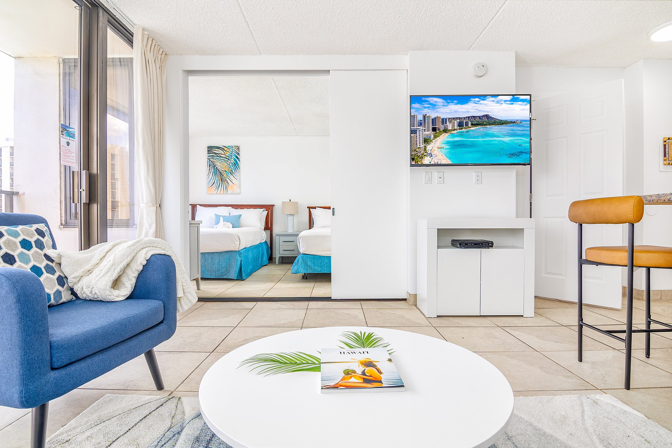 Condo in Honolulu · ★4.9 · 1 bedroom · 3 beds · 1 private bath - Image 6