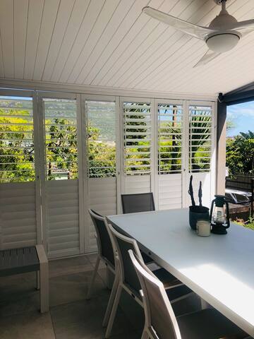 Charming home flanked by mountains, Hout Bay gallery image 3