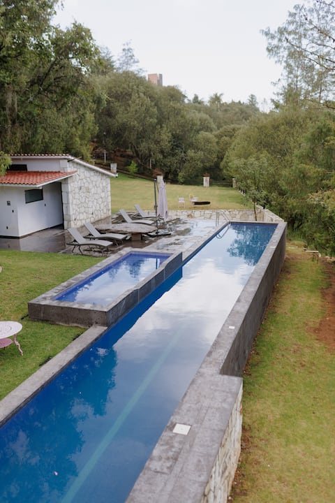Farm in the Huasca de Ocampo Forest with a pool