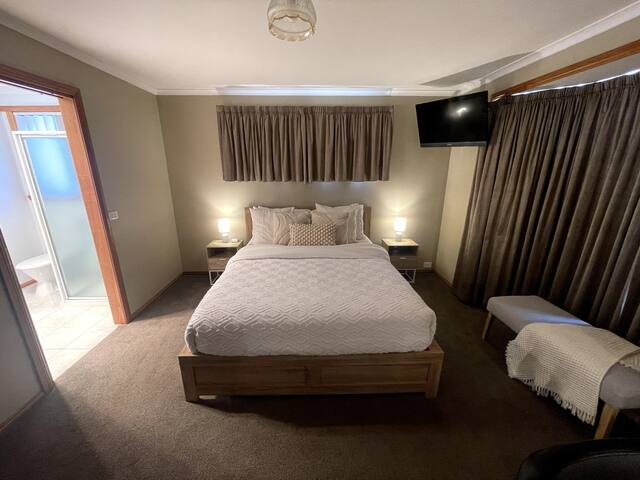 Valentine House gallery image 4