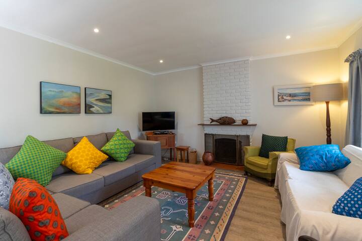 Meg's Cottage: Family & Sea - Kenton-on-Sea