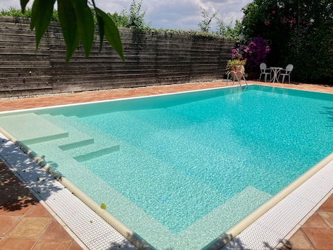 La Zagara and the orange Centro Sicilia pool