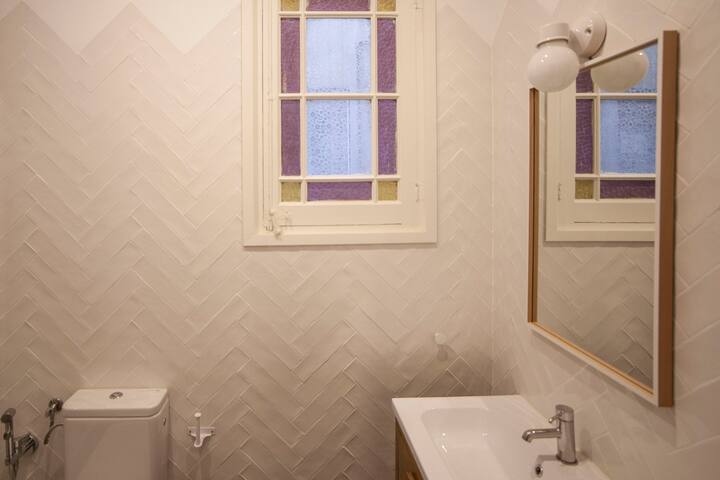 Apartamento modernista en Eixample gallery image 4