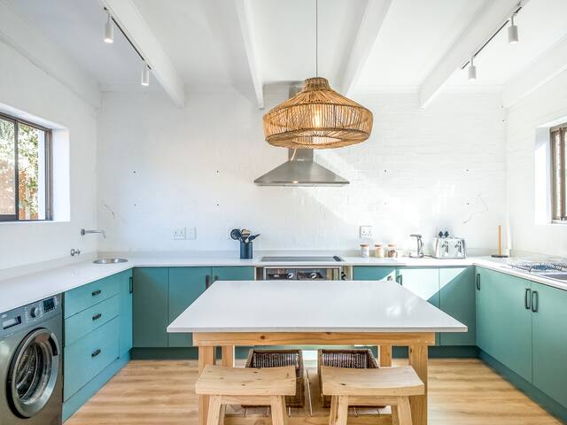 Antigua House gallery image 3