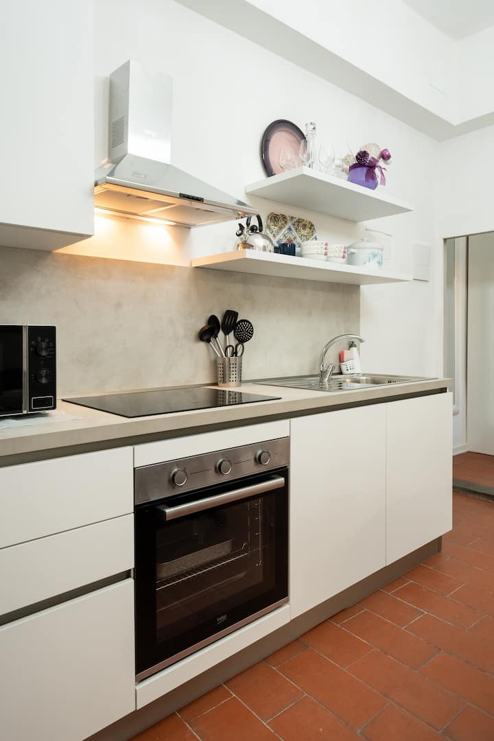 Keys Of Italy -La Casa Di Niccolò- 2bdr By S.croce - Florence