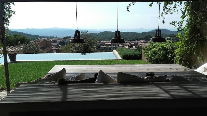 Begur incredible village house, pool, parking