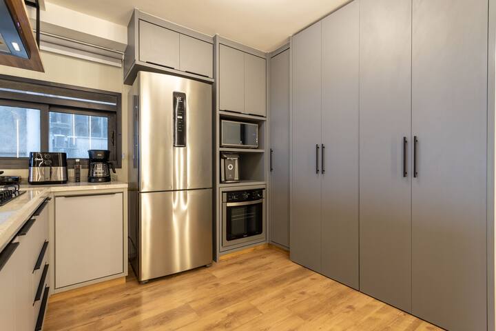 Boutique 2BR Oasis Copacabana Ocean Views gallery image 5