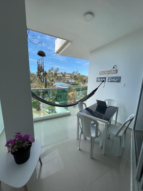 Spacious apto beachfront