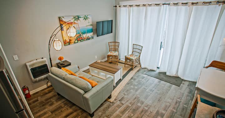 Naomi's Aloha Cottage - Boise, ID