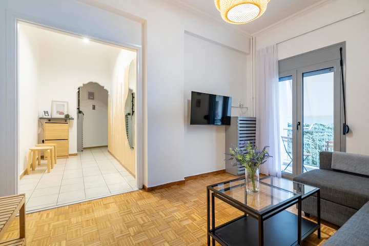 Comfortable Apartment 2 Min Walk To The Metro - Athens