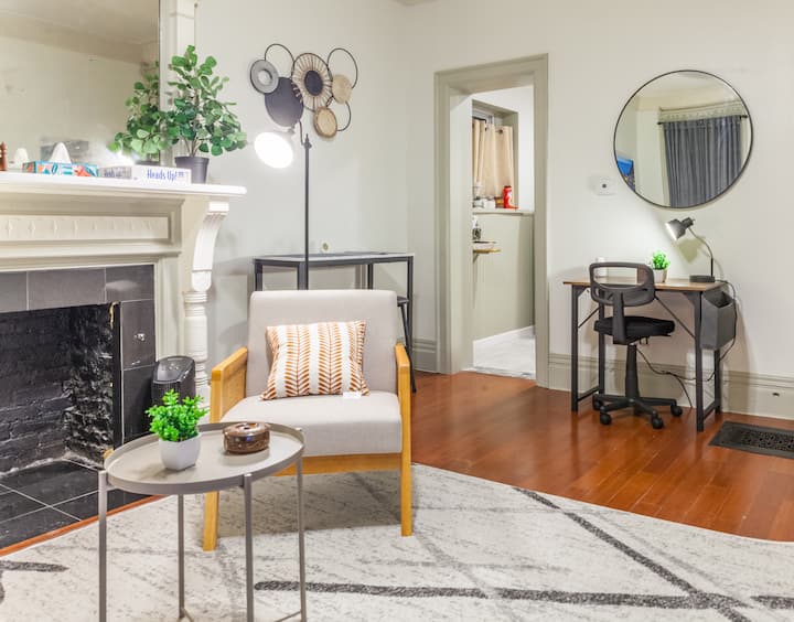 Modern Studio In Allentown - Buffalo, NY