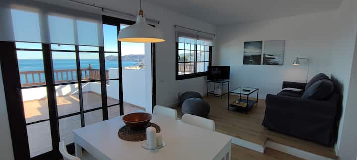 Apartment With Sea Views And Private Pool - Colera