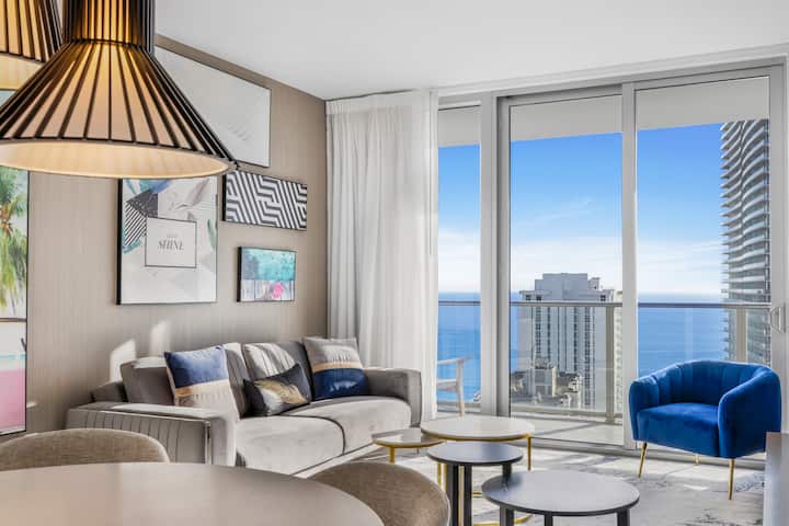 Sun-kissed Miami Haven 𝙗𝙮 𝙎𝙏𝘼𝙔 𝙏𝙊𝘿𝘼𝙔 - Hollywood, FL