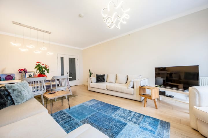 Modern Residence near Mall of Istanbul&BHT Clinic gallery image 2