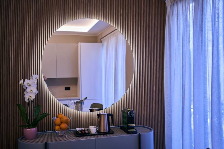 Monet Golden House gallery image 5