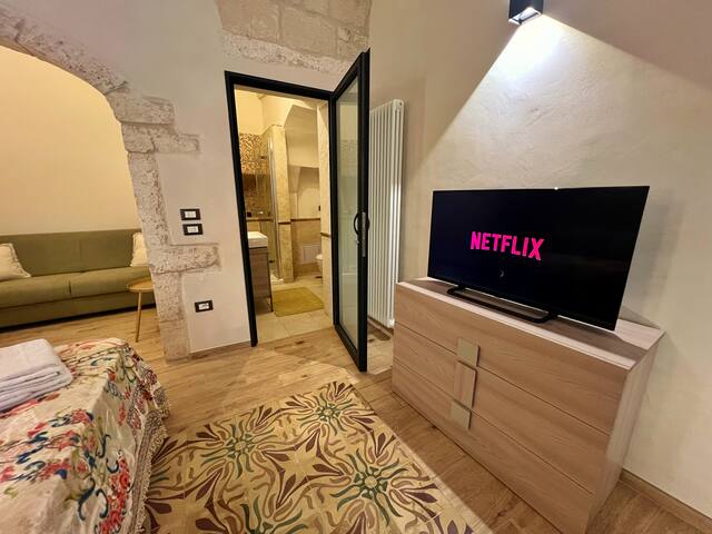 Grotta Divina (Large Family House Ostuni Center) gallery image 5