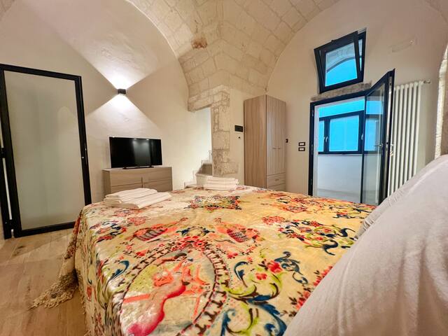 Grotta Divina (Large Family House Ostuni Center) gallery image 3
