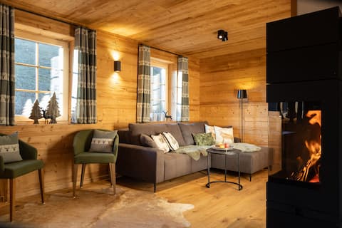 Beliebte Airbnb-Anzeige: Schwarzwald Chalet -Wilde Rench- “Rothirsch“ in Bad Peterstal Griesbach
