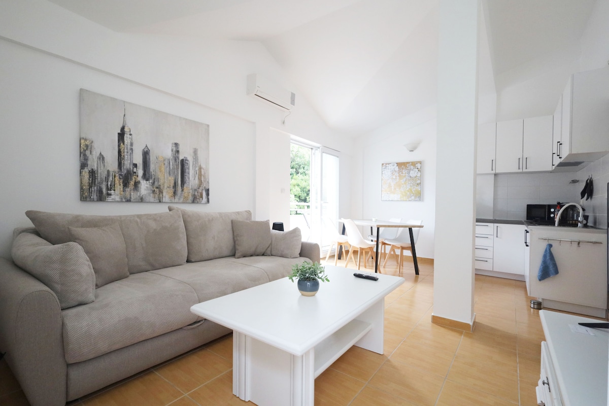 მისაღები ოთახი