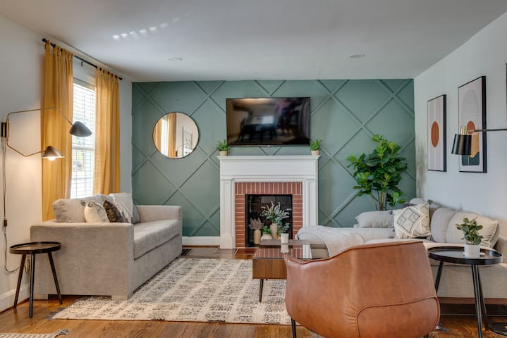 Charming House by Vanderbilt, Belmont University