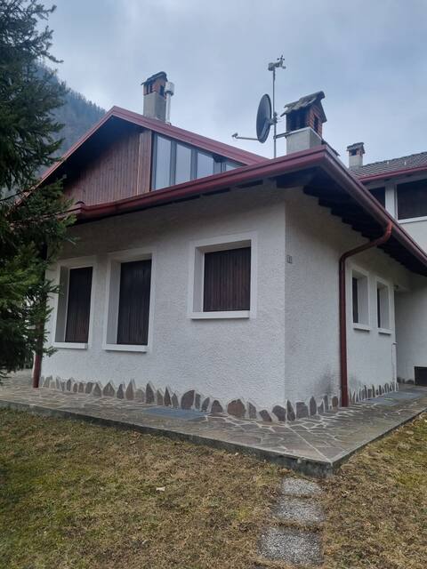 Entire Mountain House - Borno