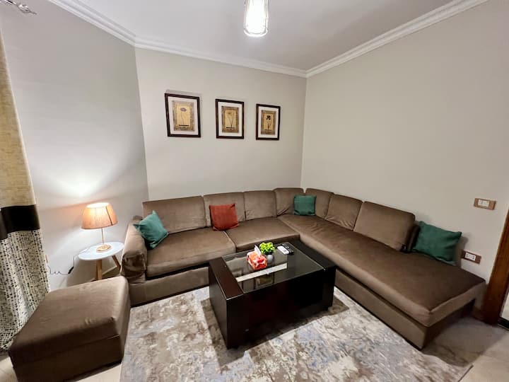 მისაღები ოთახი 1