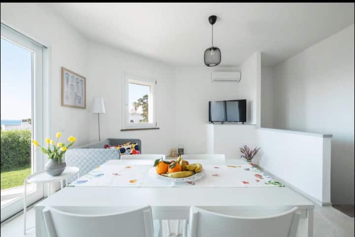 Casa Corallo: Comfortable Home Steps From The Sea - Calasetta