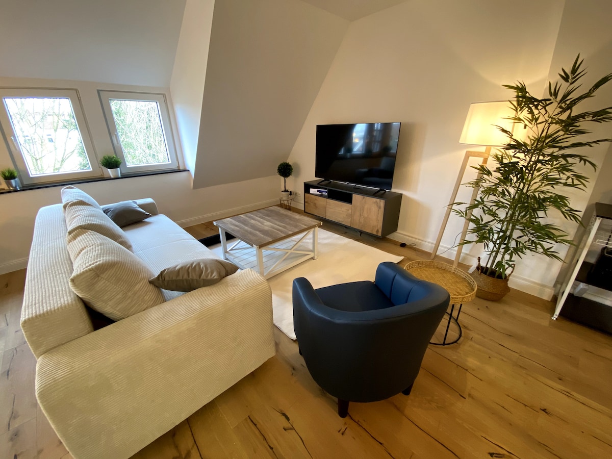 Popular Airbnb listing: Modern Loft in Bremen's Historic Heart | Brand New in Schwachhausen