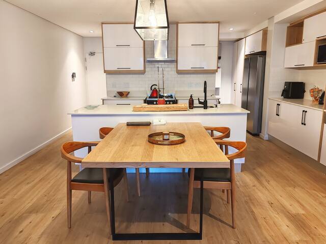 “(N)HEAR” the Ocean gallery image 4