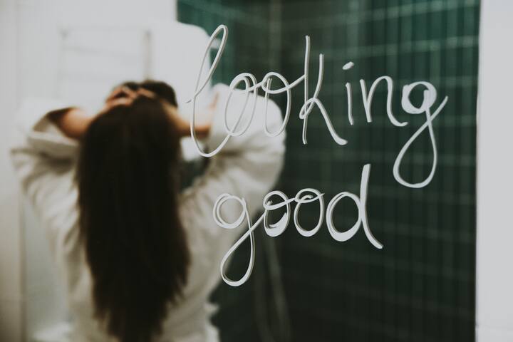 Sunny 2BDR Apartment (renovated April 2024) gallery image 5