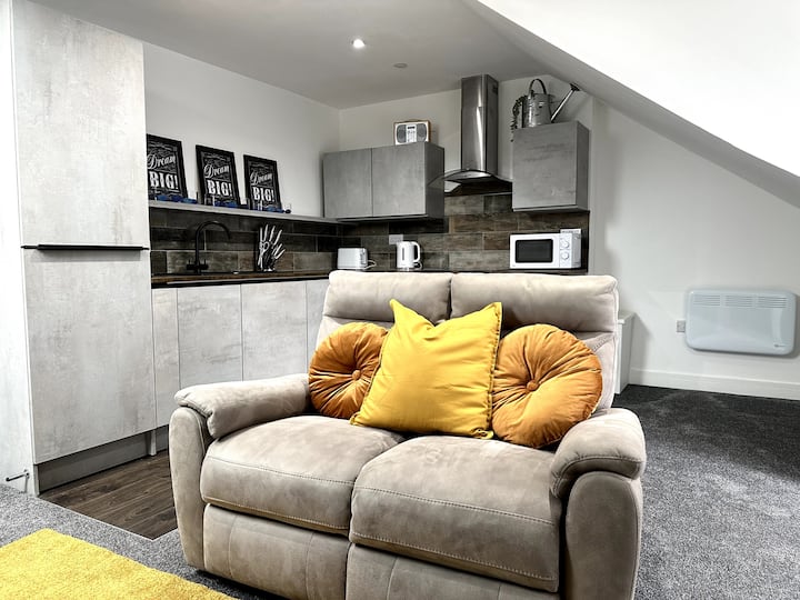 Modern 1 Bedroom Apartment Near City Centre - Cardiff