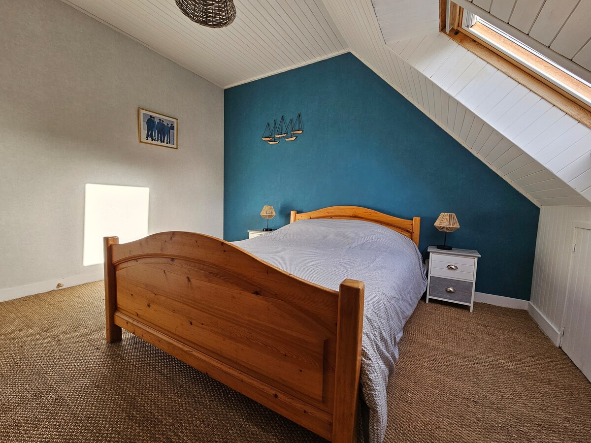 Четвртата спална соба се наоѓа на 2 кат