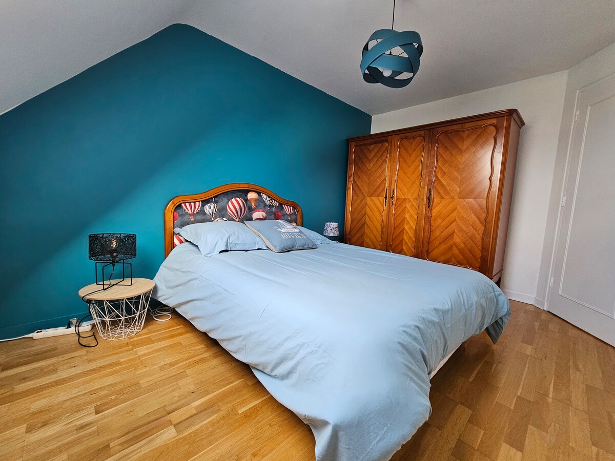 Втората спална соба на приземје со КРЕВЕТ 140X190