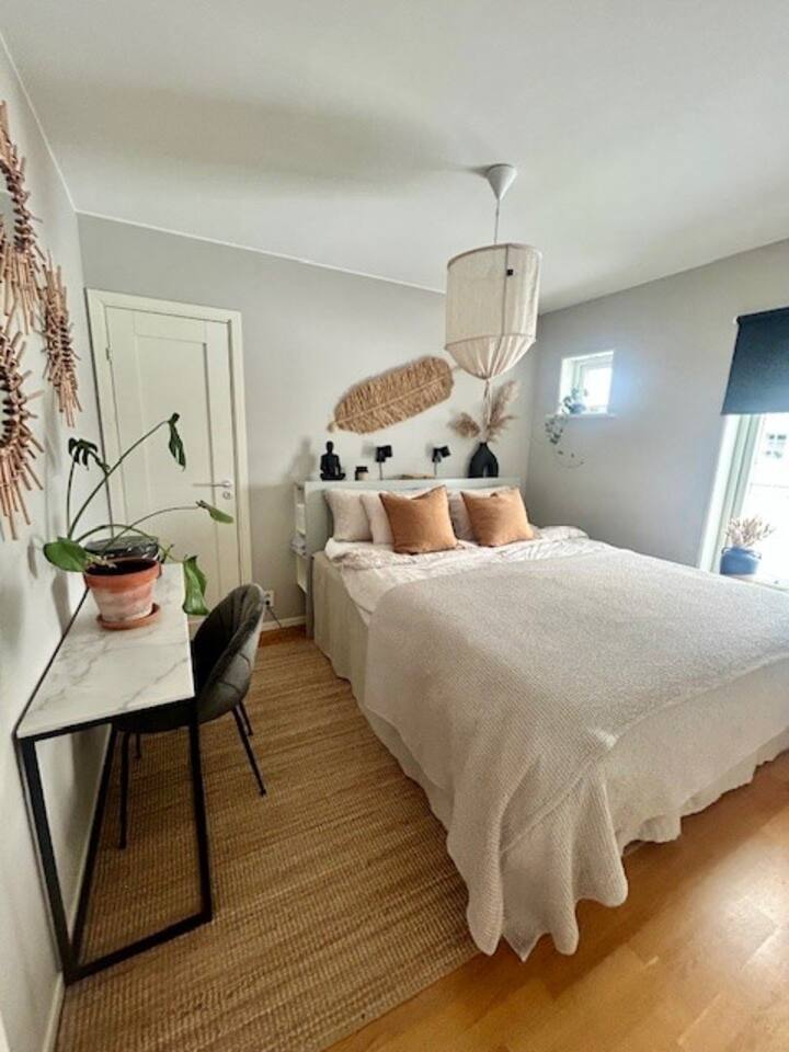 Spavaća soba 1 s bračnim krevetom (180 cm)