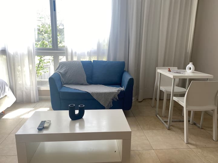 Kitnet mobiliada em Monserrat